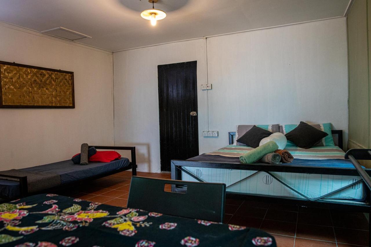 Tioman Cabana Bed & Breakfast Kampong Ayer Batang Екстер'єр фото