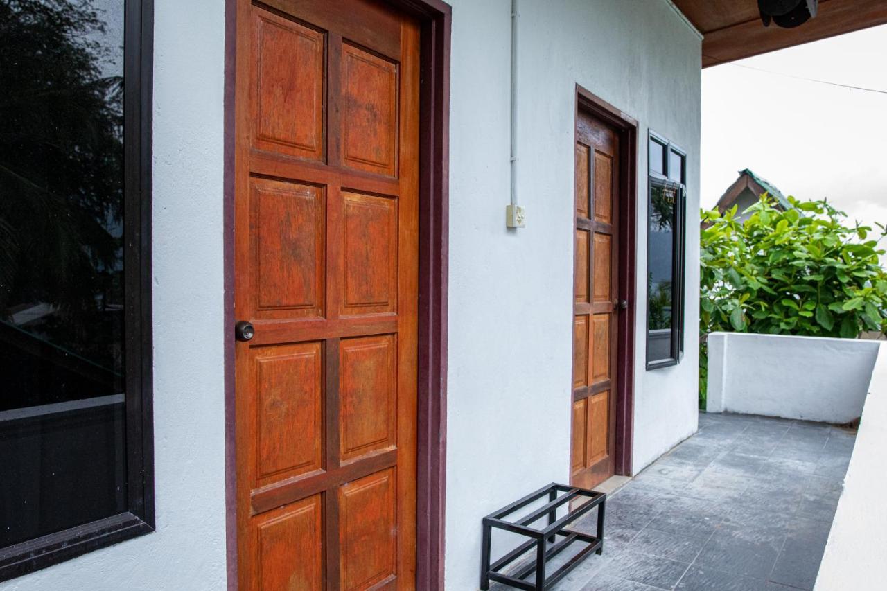 Tioman Cabana Bed & Breakfast Kampong Ayer Batang Екстер'єр фото