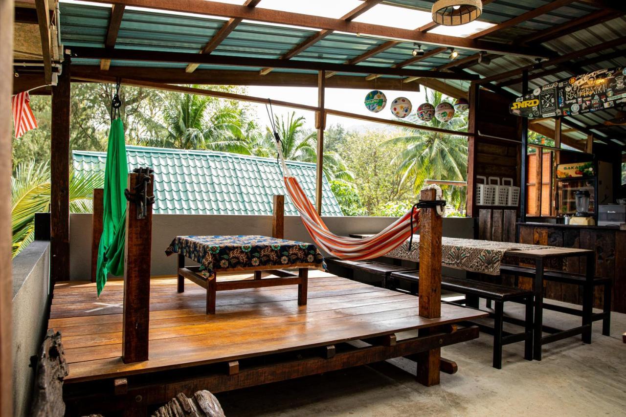 Tioman Cabana Bed & Breakfast Kampong Ayer Batang Екстер'єр фото