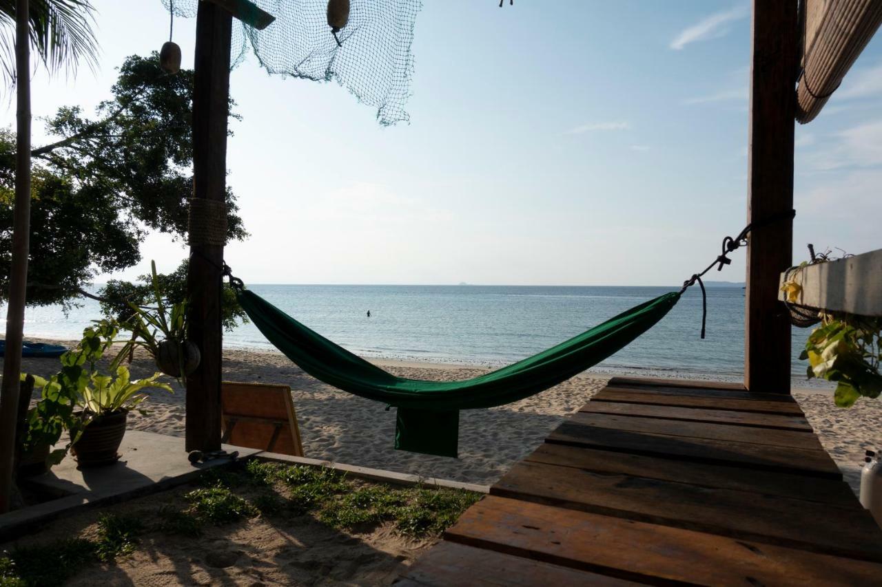 Tioman Cabana Bed & Breakfast Kampong Ayer Batang Екстер'єр фото