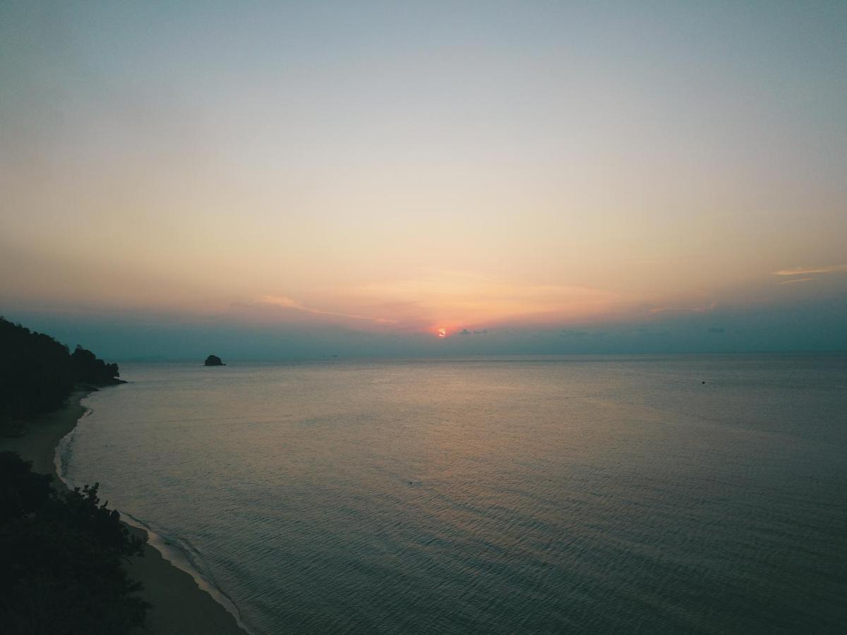 Tioman Cabana Bed & Breakfast Kampong Ayer Batang Екстер'єр фото